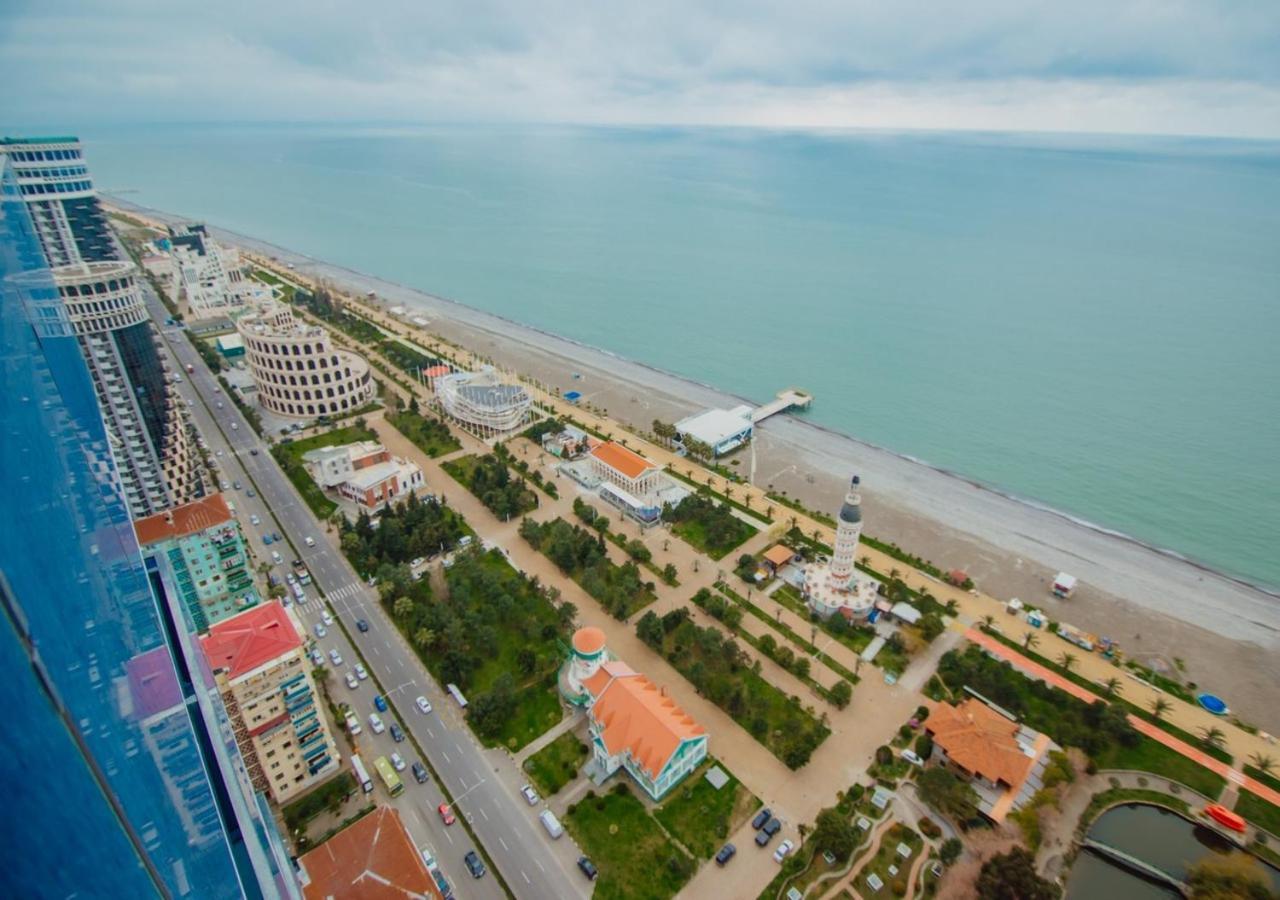 Aparthotel Orbi City Sea View Batumi Esterno foto