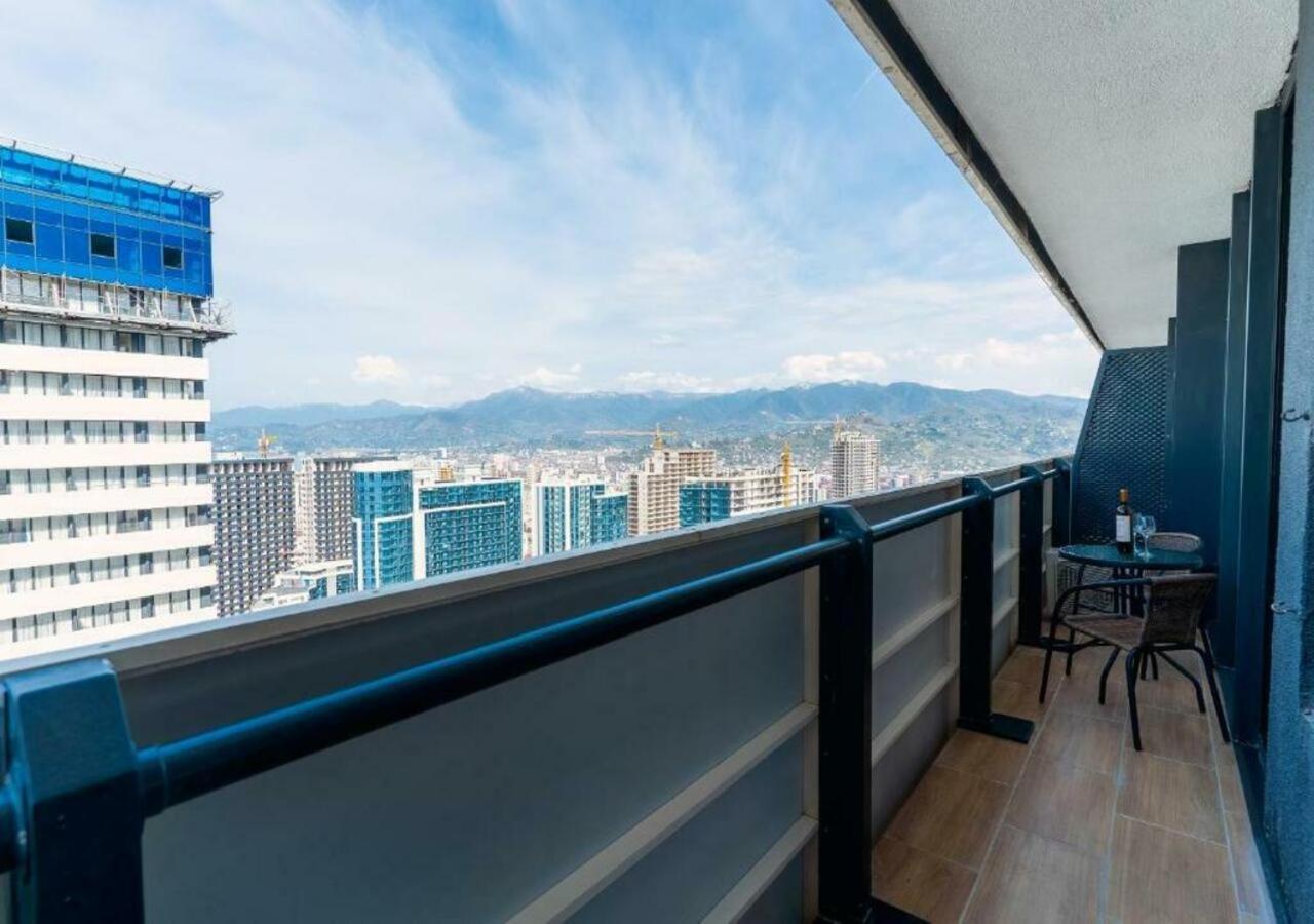Aparthotel Orbi City Sea View Batumi Esterno foto